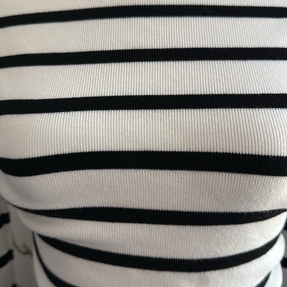 Crop sweater top - Picture 2 of 4